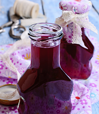 POMEGRANATE AND GRAPE PUNCH