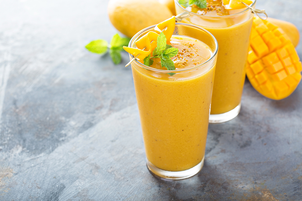 Mango milkshake with dry fruits