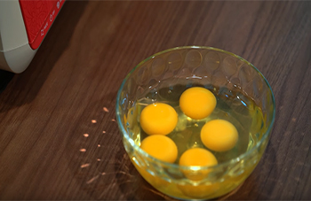 Ultra Vario + / Whisking eggs